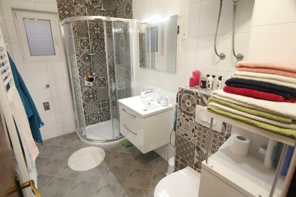Apartmani Volga Петркане Екстериор снимка