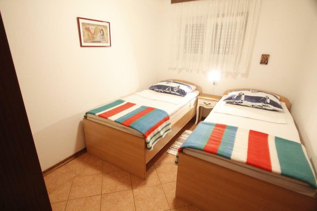 Apartmani Volga Петркане Екстериор снимка